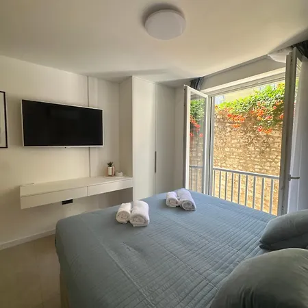 Amaro Luxury & With Balcony Apartman *