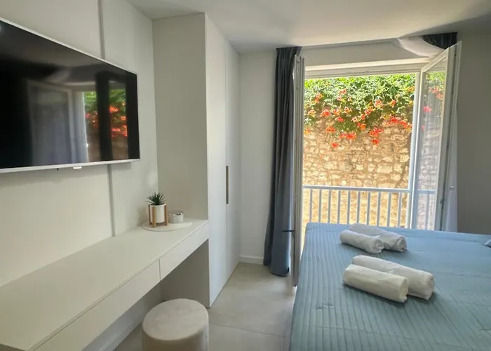 Amaro Luxury & With Balcony Apartman Zadar