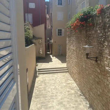 Apartment Amaro Luxury & With Balcony *