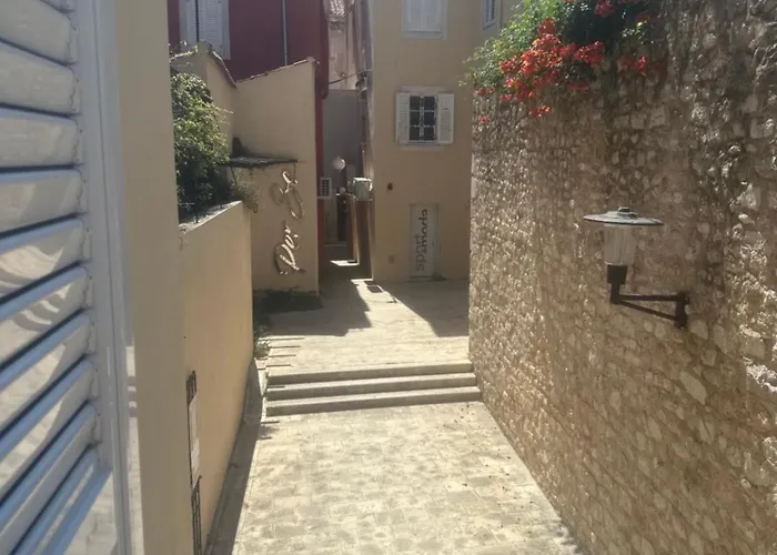 شقة Amaro Luxury & With Balcony *